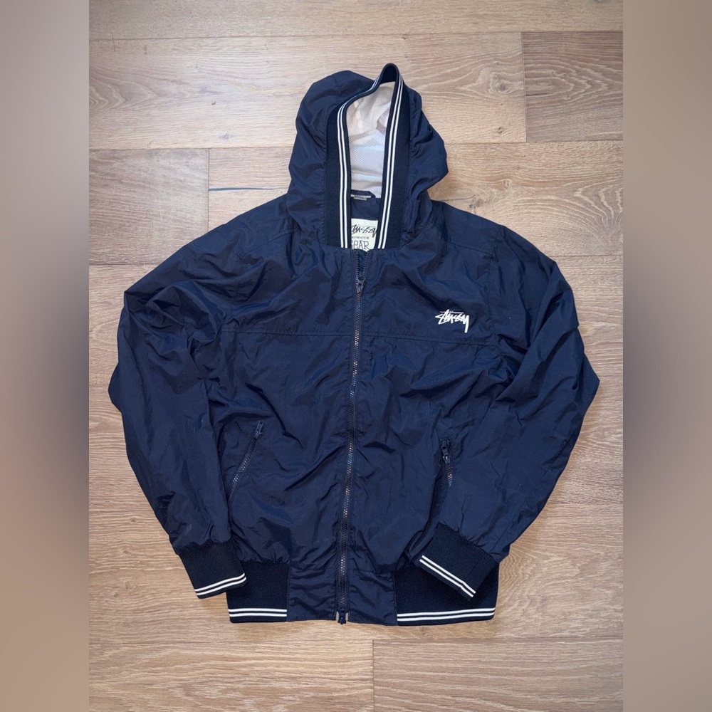 stussy windbreaker hoodie small